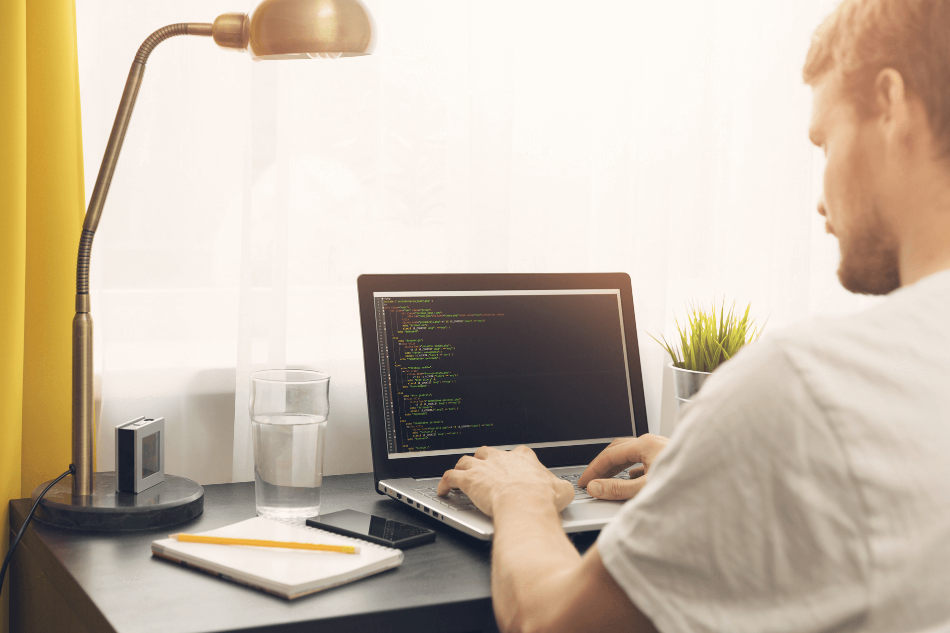 【初心者向け】無料でプログラミングを学習できる最強サイト5選!