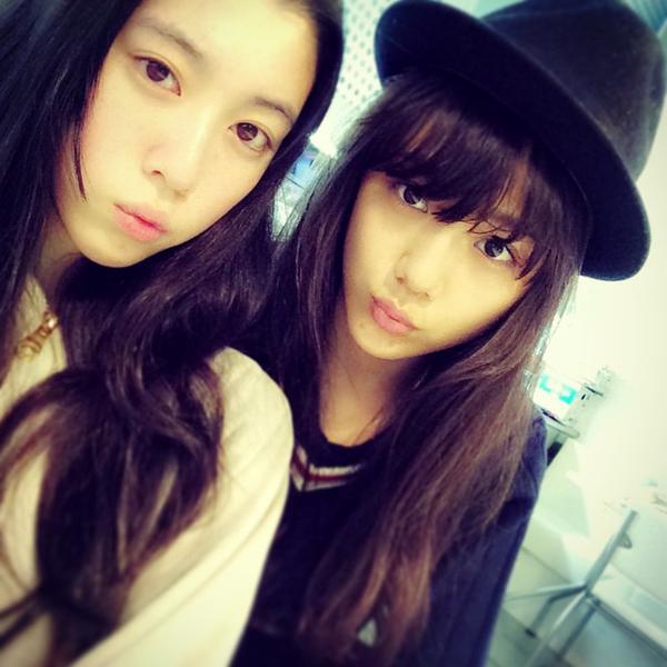 同じ事務所の松井愛莉ちゃんと仲良し♡