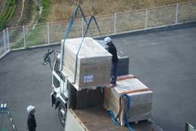 モジュール・金具搬入
