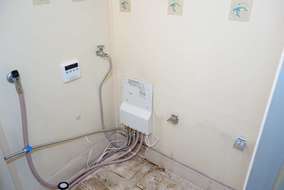 リモコン取り付け
追い炊き菅取り付け