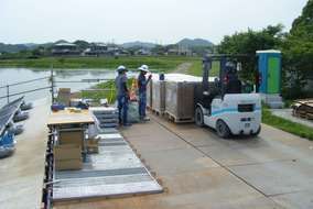 モジュール搬入