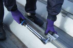 ハゼ金具取付点検