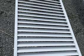 下塗り錆止め塗装完了。