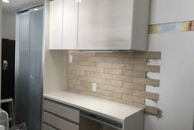 エコカラットプラスを張り付けています。
用途に合わせてお好みの色や大きさ等をお選びいただけます。