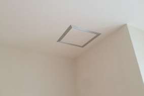 点検口取り付け