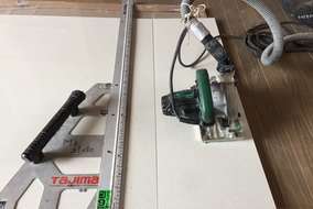 キッチンパネル切断