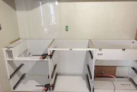 キャビネット取り付け