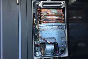 給湯器内直電源工事