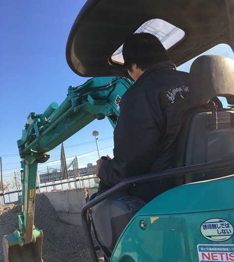 Middle nk4awjqtbxrrequyup7 jw