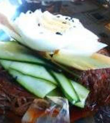 Middle i bnmyrqdcij1v4kl5 8ow