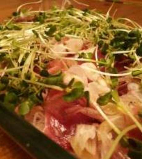 Middle 8c4a7umrkx5pbly2couuog