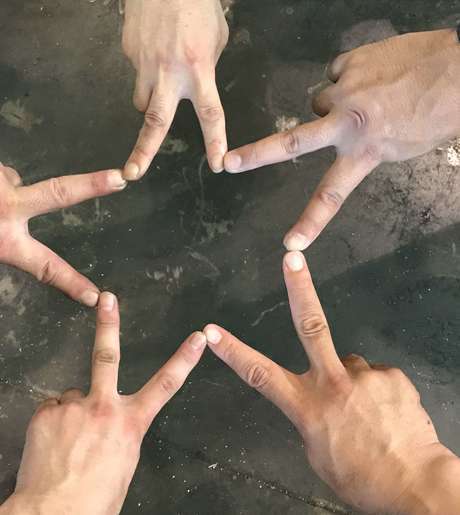 Middle 11hfhvdiej6ox6 5coh9cw