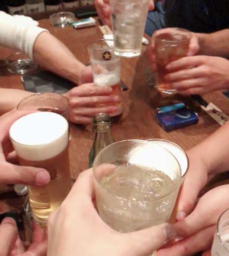 Middle dlimlaoublmkxvzai0ekxq