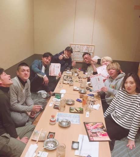 Middle bfbvugkpjln9azkcxmvwha