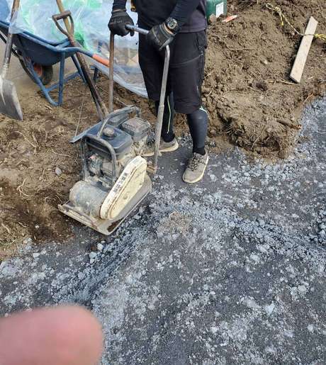 Middle levfqy5uzjiaw19p3zoxba