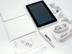 htcflyer_1st_03