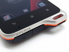 xperiaactivest17i_1_00