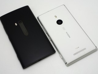 Lumia 920と925