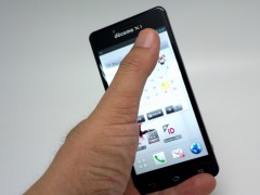 上まで指が届きます