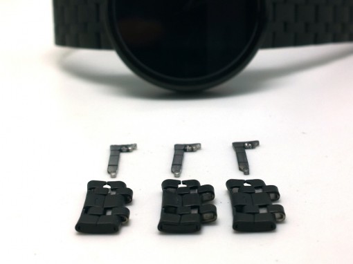 Pebble SteelのベルトとMoto 360