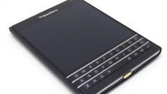 Blackberry Passport Qi