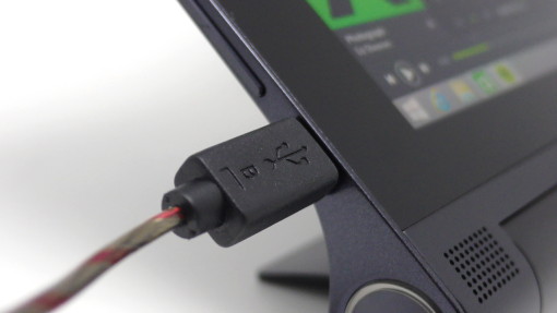 YOGA Tablet 2-8 with Windows