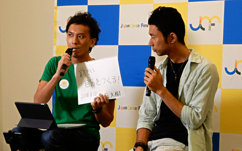 写真6:がん経験者によるインタビュー生放送番組「がんノート」