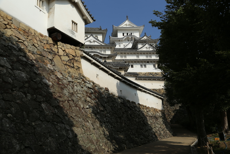 <p>姫路城のはの門の内側から天守を撮影。<br>現在は改修中のため、ここから立入禁止（涙</p>