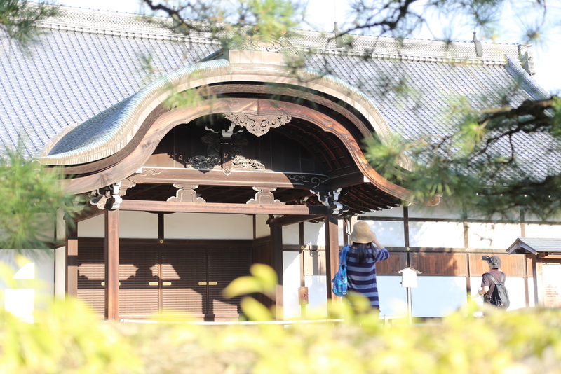 二条城本丸にある御書院の玄関車寄。