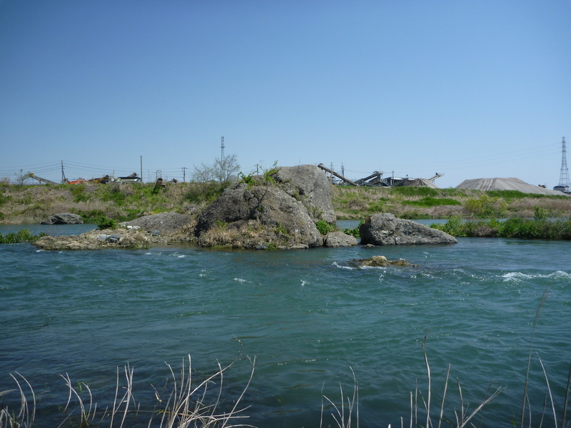 【鎌倉街道上道、赤浜の渡し】<p>荒川の南岸、赤浜の渡し付近。<br>対岸は花園。</p>