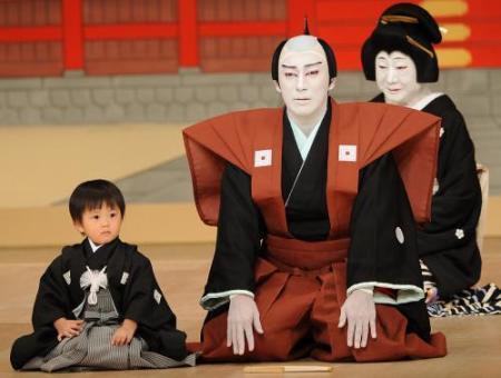 inu2299 on Twitter: "市川海老蔵の息子「長男・堀越勸玄(かんげん)」の現在www 子供の顔画像・会見動画あり】2ch「母の小林麻央は美人だし子供も可愛い」「将来、父みたいに隠し子作るんかね」ift.tt/1NL7wXS