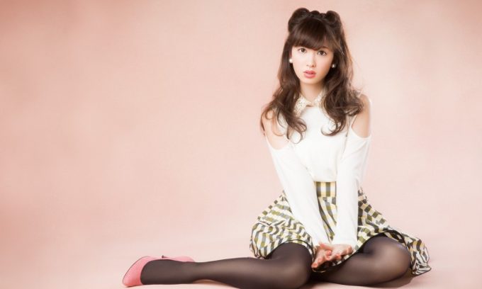 小嶋陽菜(こじはる)の髪型を真似するオーダー方法&巻き方教えます