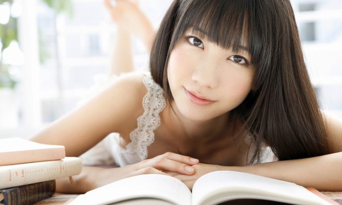 【熱愛】AKB48【柏木由紀】と【手越祐也】の熱い抱擁写真流失!熱愛画像あり!手越祐也の歴代彼女は?