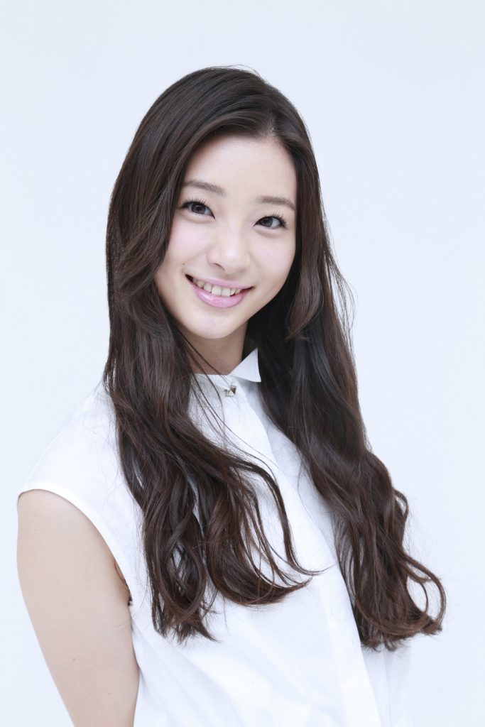 http://www.horipro.co.jp/adachirika/