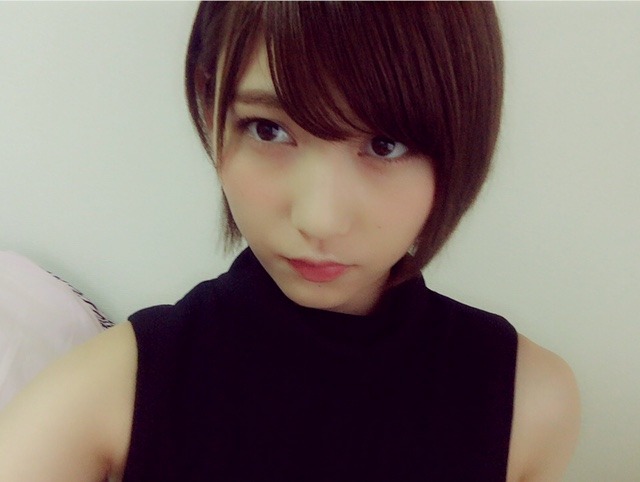 穿著黑色衣服的志田愛佳1