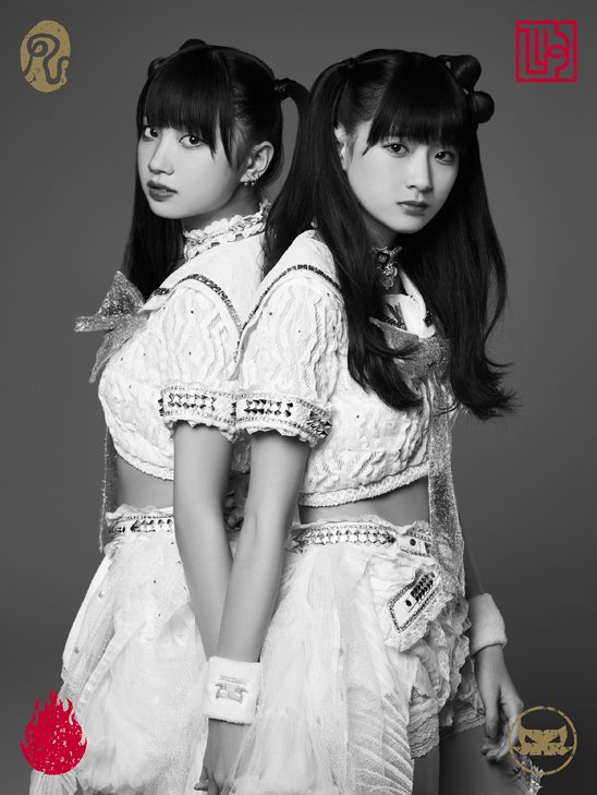 黒宮れいと金子理江の2人組アイドルユニット・The Idol Formerly Known As LADYBABY。欧米を中心とした海外でも絶大な支持を集めており、日本のポップカルチャーの担い手として注目される。