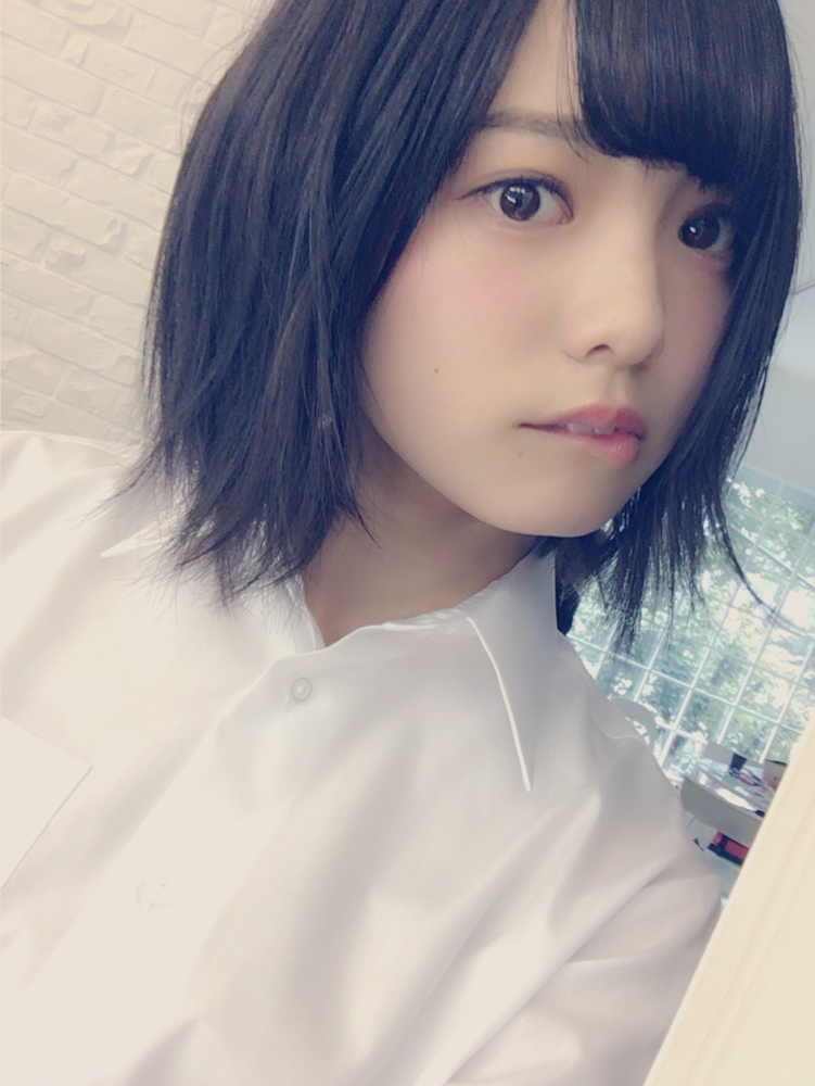 給人以清純的感覺的平手友梨奈的化妝。