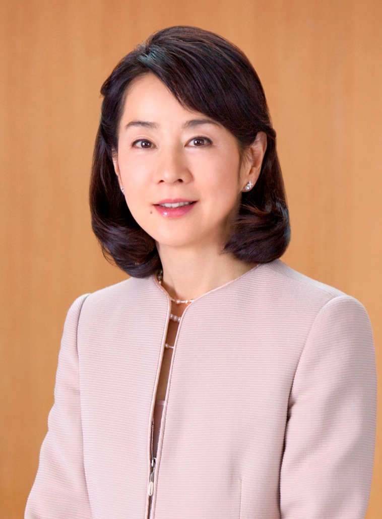 吉永小百合の年齢は?夫や子供などプロフィールや美容の秘訣を