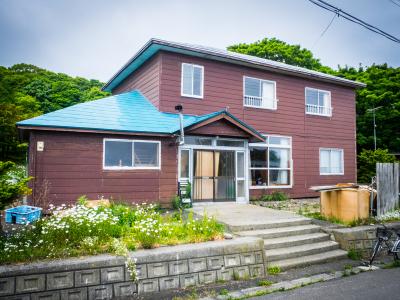 【夏休み】ゲストハウス作りのお手伝い！　北海道の離島で古民家再生の...
