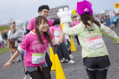 PARACUP2015で東日本大震災復興支援財団を応援してくださるボランティア...