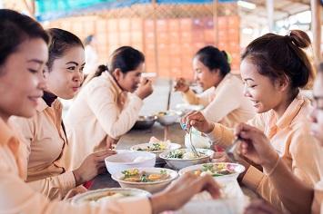 世界の問題を身近に感じたいあなたへ 「昼かも」11/12（日）恵比寿