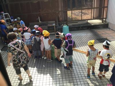 東京の離島「伊豆大島」で、子供の見守りと学習指導
