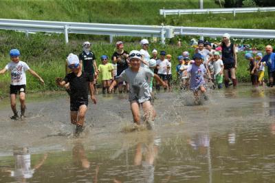 ★夏休みに子どもとスポーツ★引率スタッフ大募集！そらまめキッズアドベ...