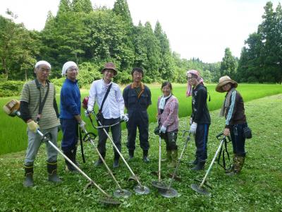 棚田の草刈り隊