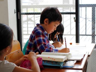 小学生の放課後指導（東京コミュニティスクール学内塾アルバイト募集）