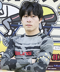 西田優大