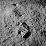 640px-Apollo_11_bootprint