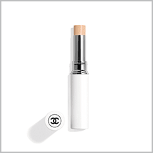 ル ブラン コンシーラー全5色 SPF 40・PA+++ ¥6270／シャネル