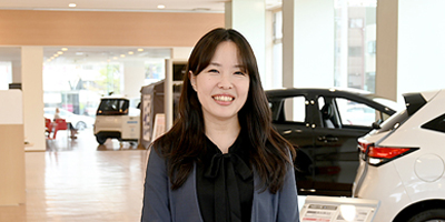 先輩社員の仕事紹介<2>カーライフアドバイザーとは？