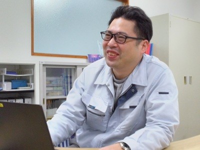 井比健一